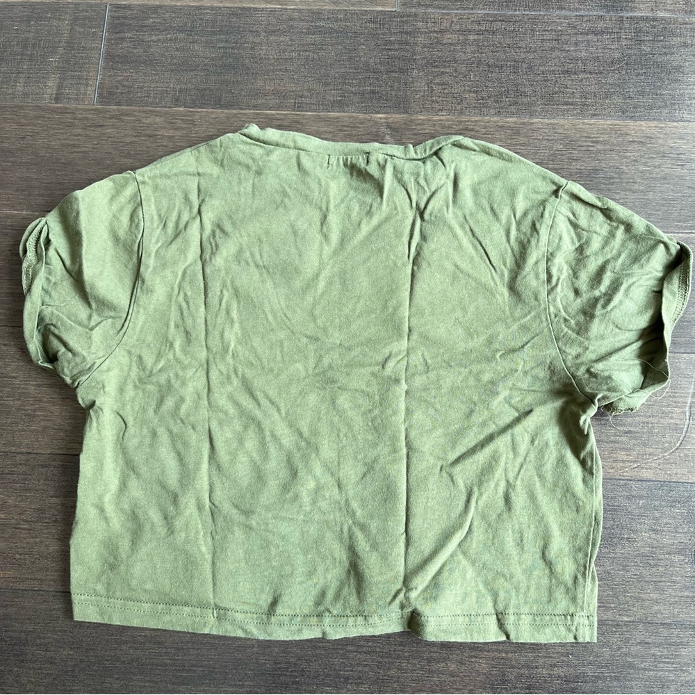 Olive Green Cropped Tee - Picture 2 of 4